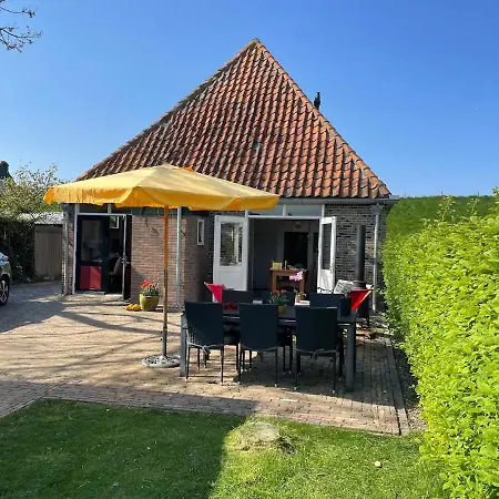 Nyaraló Private Characteristic Near The