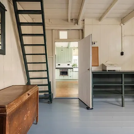 Nyaraló Private Characteristic Near The