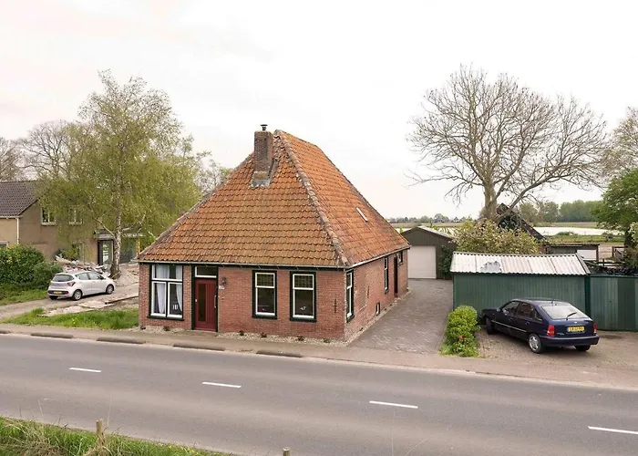 Private Characteristic Near The Vakantiehuis Andijk